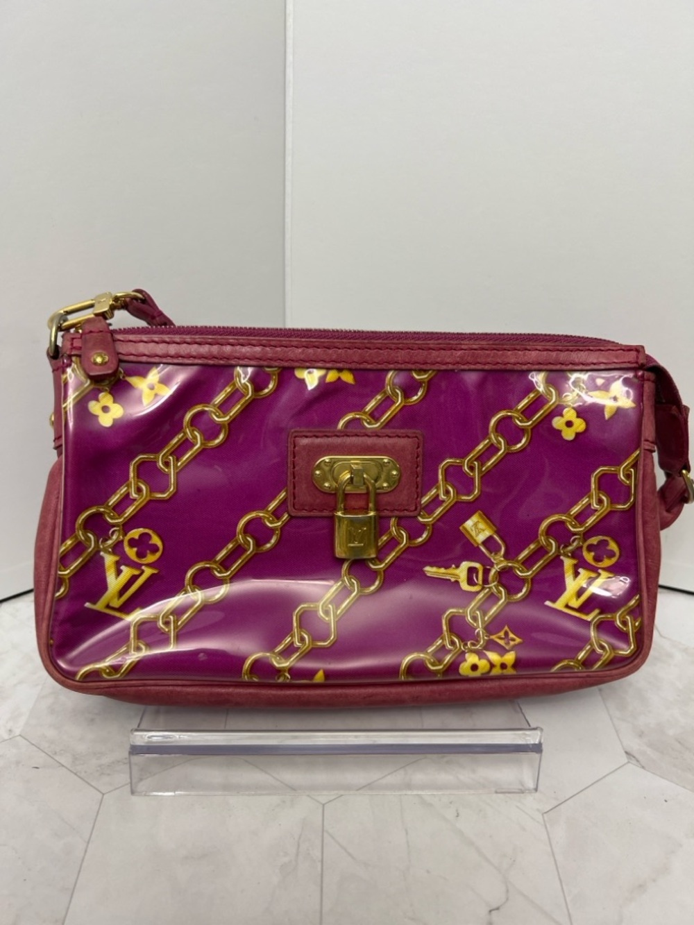 Louis Vuitton Magenta Patent Chain Lock pouchette and card holder Gold Hardware